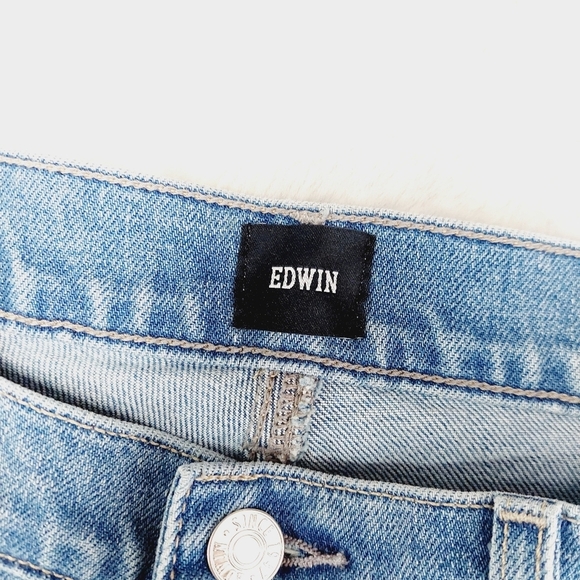 New EDWIN  Hana High Rise Straight in Wallflower Jeans P2968 - Picture 9 of 11